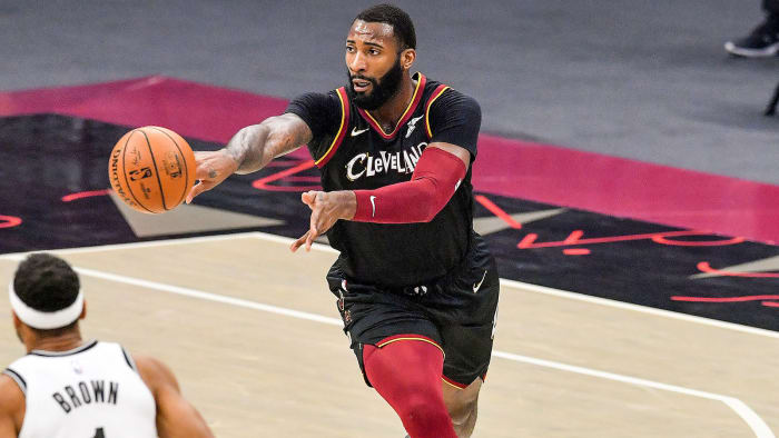 andre-drummond-cavs-rebound